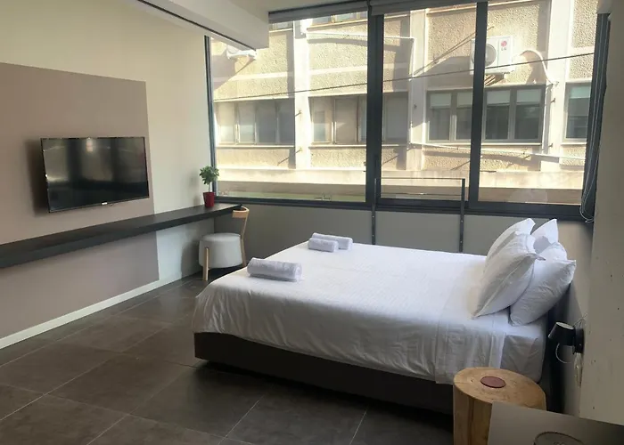 Estudio Superior con Cama Queen