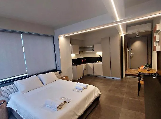 Estudio Superior con Cama Queen